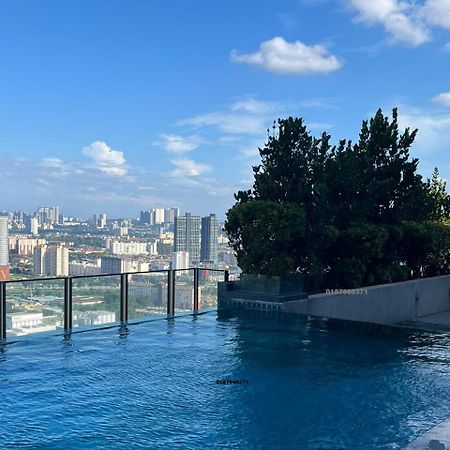 Eminent Stay - Icon City, Петалінг-Джая Екстер'єр фото